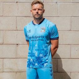 Coventry City 2022/23 concept kits - modern day twist on iconic